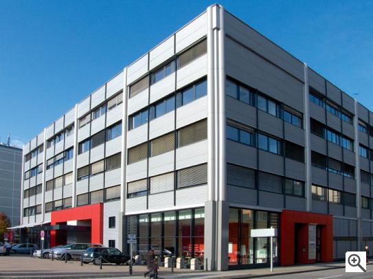Zentrale Lage in Koblenz: Unser Institut liegt nahe dem Hauptbahnhof und ist mit PKW, zu Fuß oder öffentl. Verkehrsmitteln gut zu erreichen.
